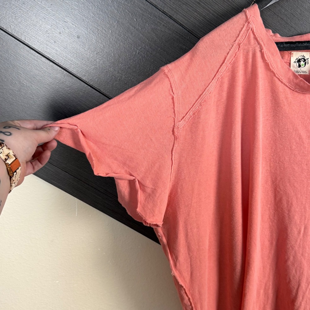 We The Free Women's Large Burnt Coral Oversized Linen Blend Raw Seam Top NWT - Picture 3 of 9
